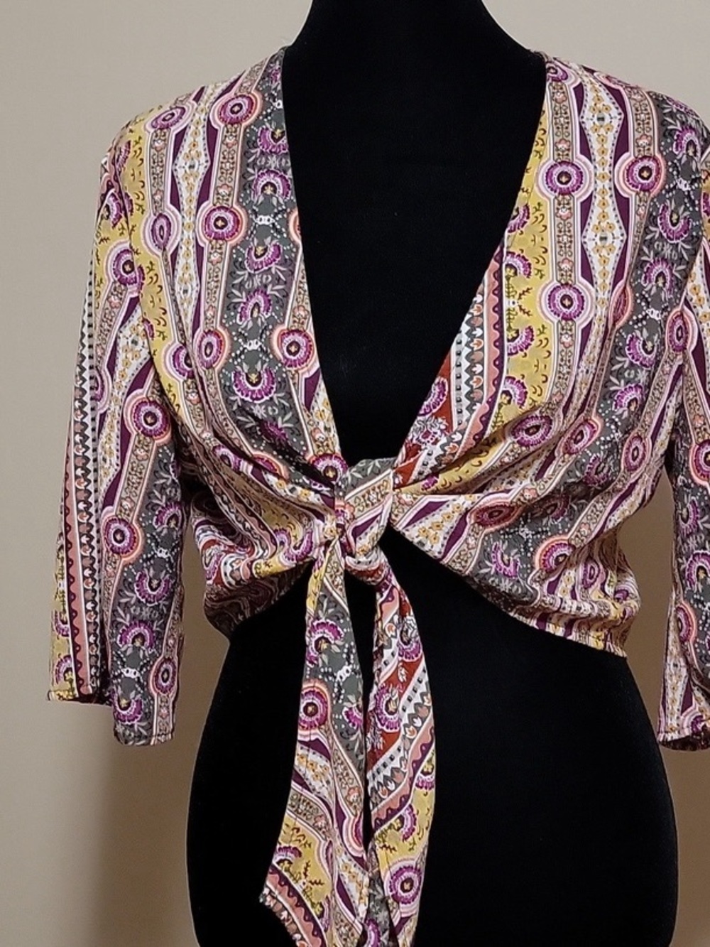 Tie-Front Patterned Women's Top in Pink, Yellow & Gray